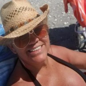 Meet your Posher, Troy